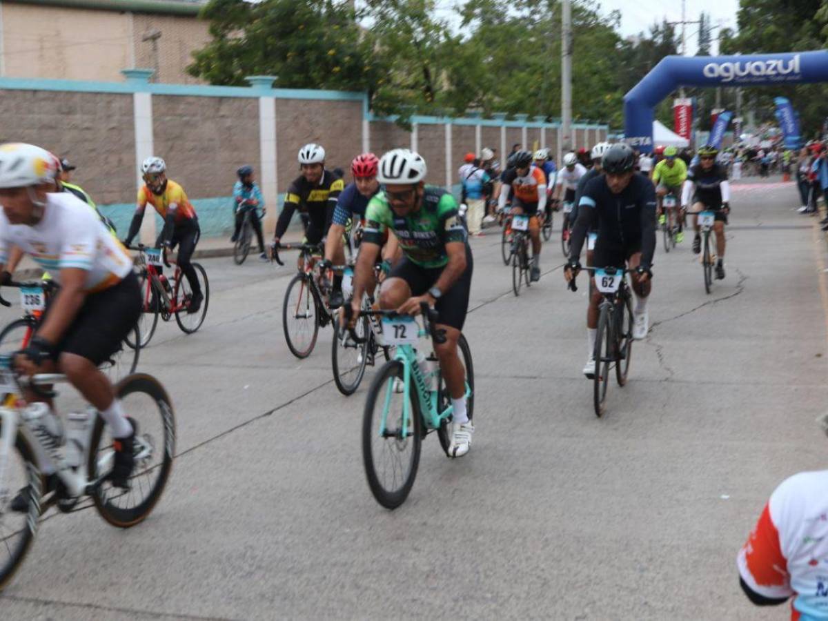 Familia Rodríguez: pasión y ciclismo en la Vuelta de EL HERALDO 2024