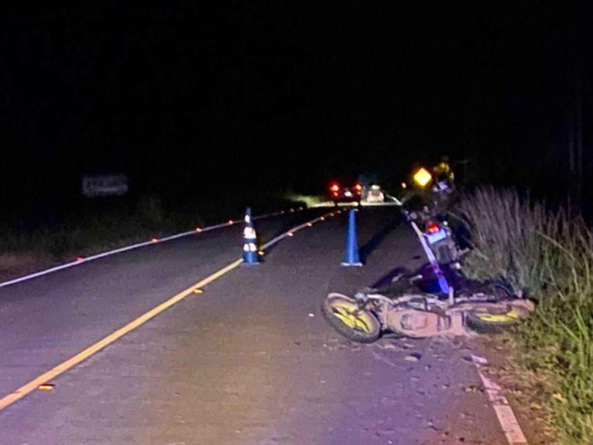 Motociclista muere tras impactar contra un caballo en San Francisco de Yojoa, Cortés