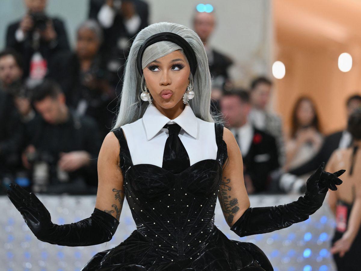 Cardi B no enfrentará cargos penales por lanzar micrófono