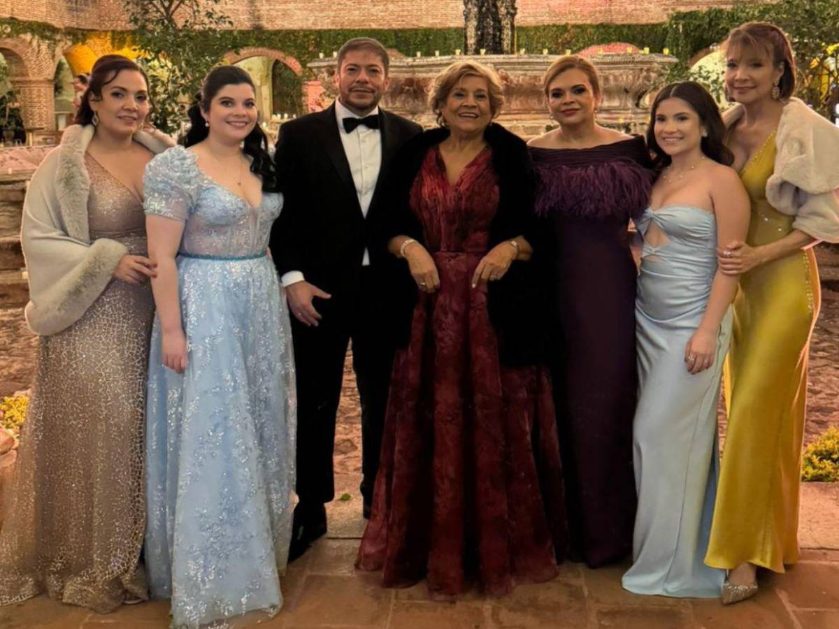 Lucía Yon y Vladimir Castillo sellaron su amor en Antigua Guatemala