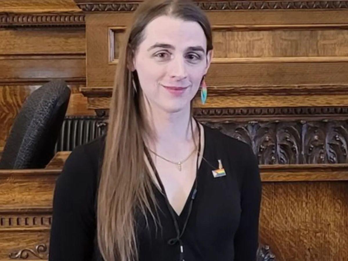 Republicanos vetan a Zooey Zephyr, diputada transgénero de EEUU