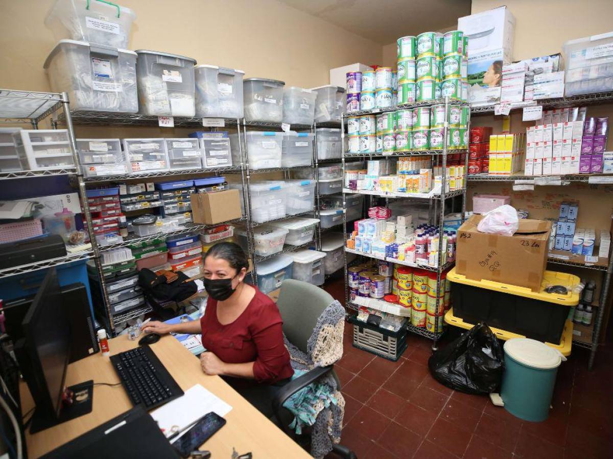 En la fundación hay una bodega de medicamentos y clínicas de terapia.