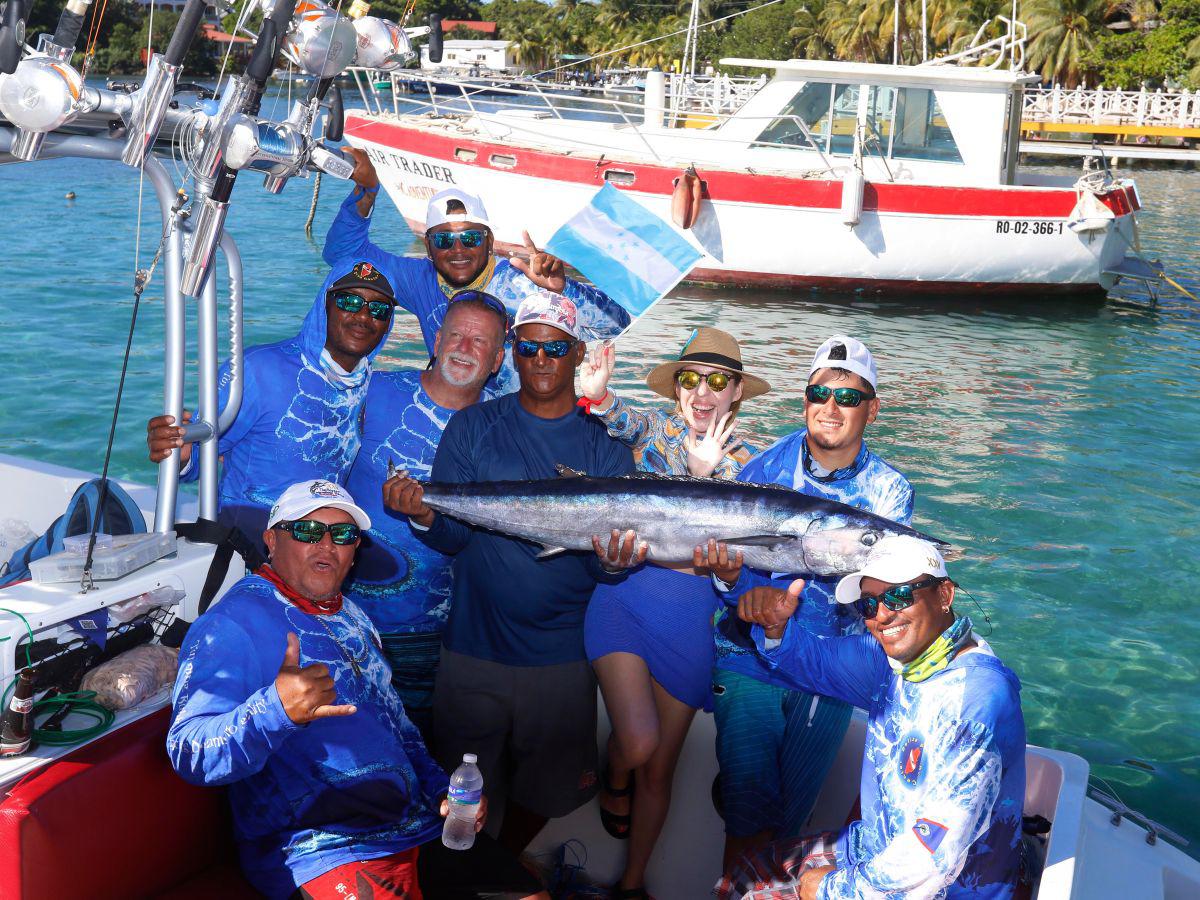 Torneo Internacional de Pesca cautivó a Roatán con reñida competencia