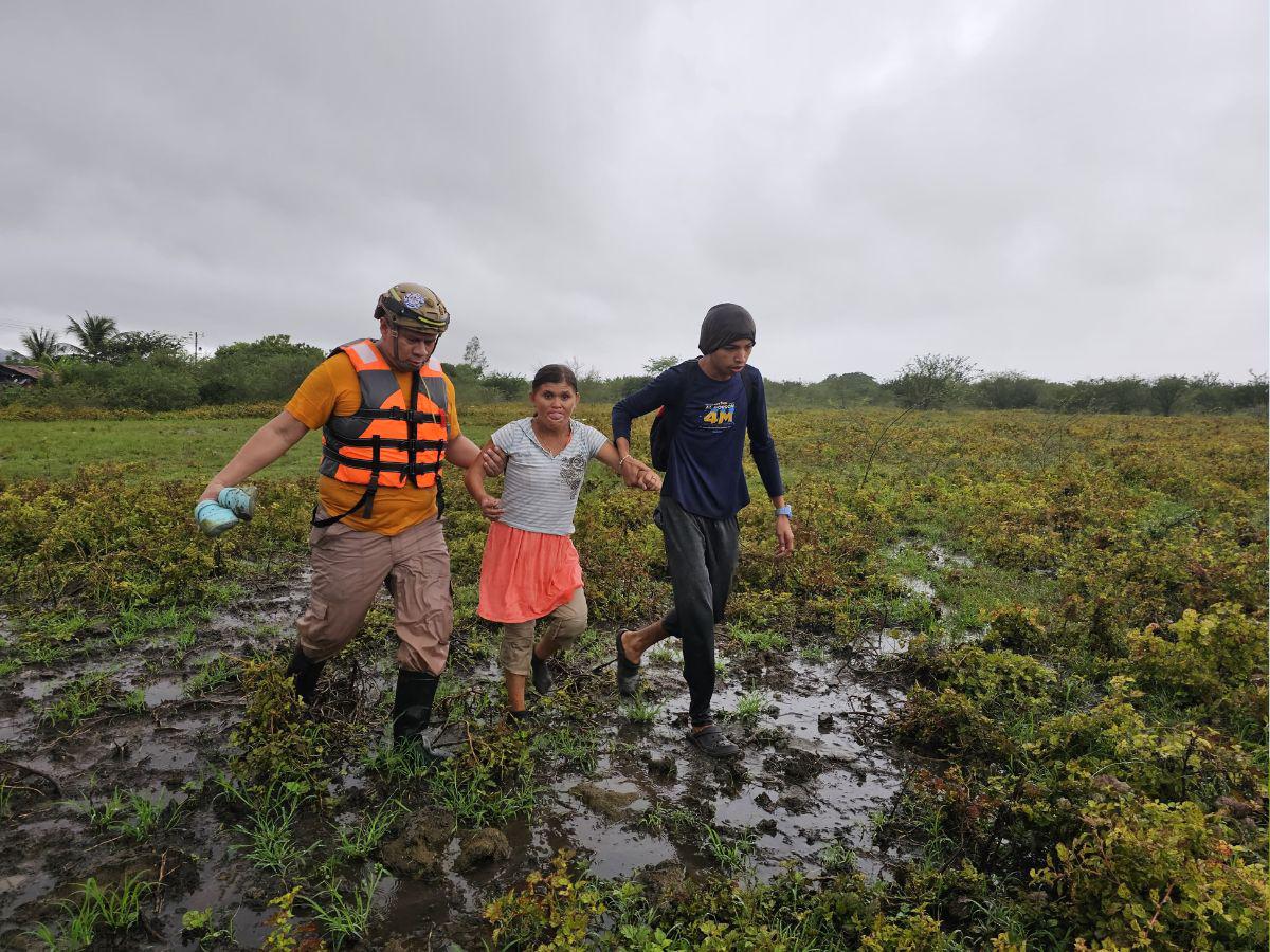 Estragos deja la tormenta tropical Sara tras su paso por Honduras