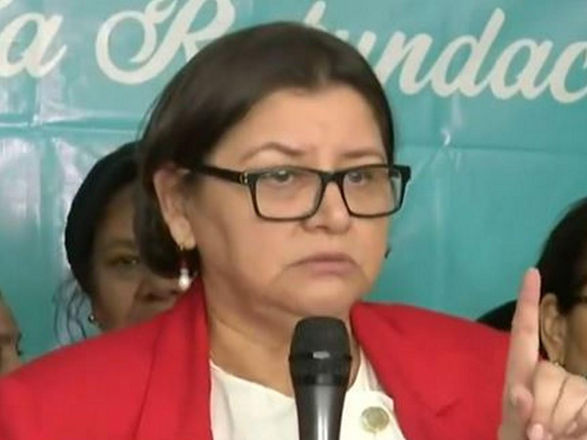 Ministra de Salud dará seguimiento a denuncias interpuestas por Matheu