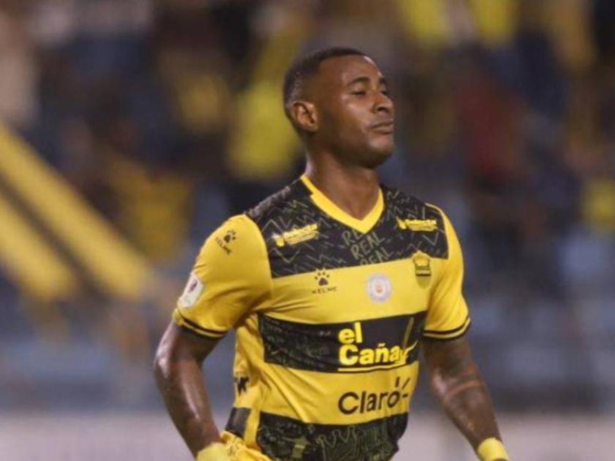 Real España logra derrotar a Juticalpa con un agónico gol de Carlos Small