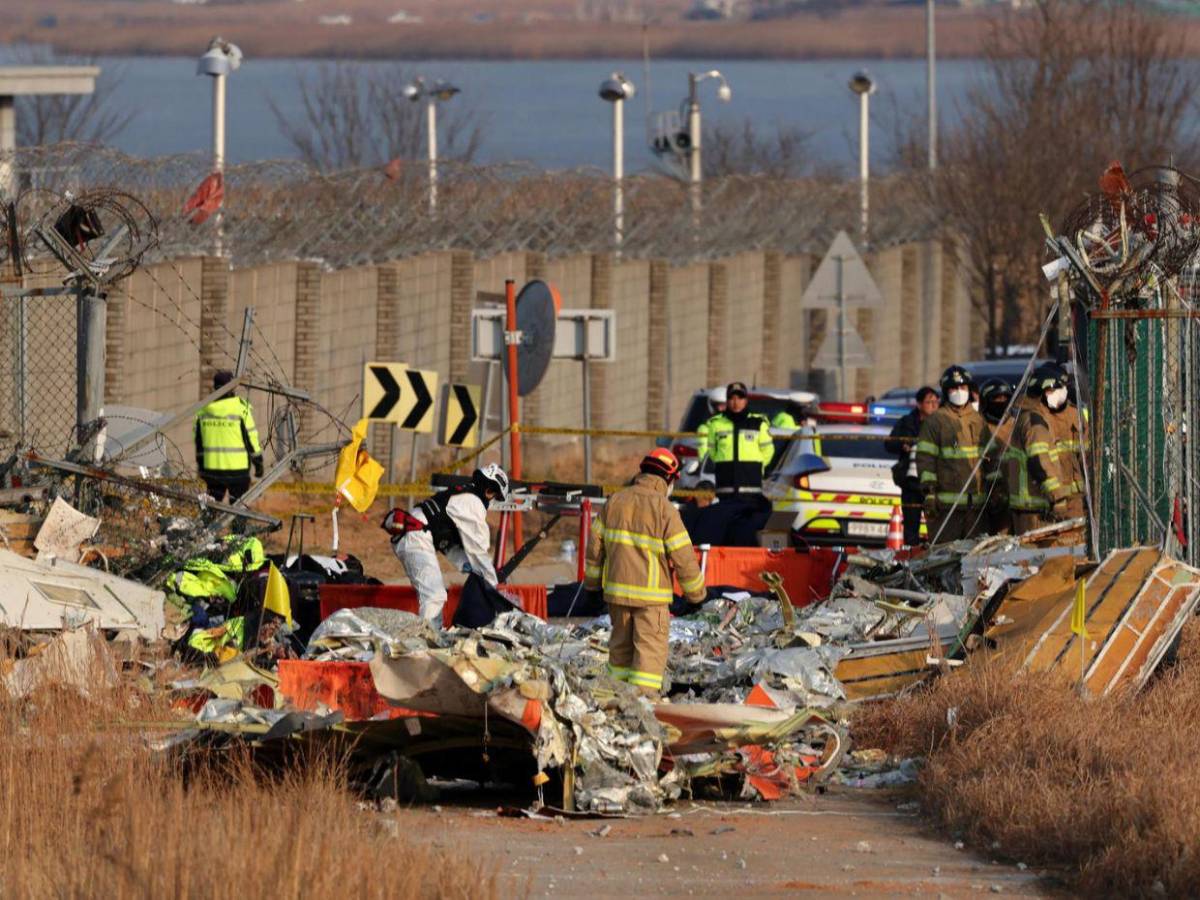 Corea del Sur: 179 personas muertas y dos sobrevivientes a fatal accidente aéreo