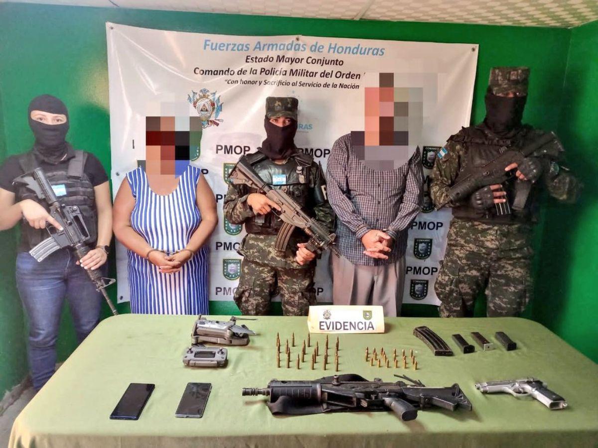 Pareja de maestros detenida al intentar meter armas a la Penitenciaría Nacional de Támara