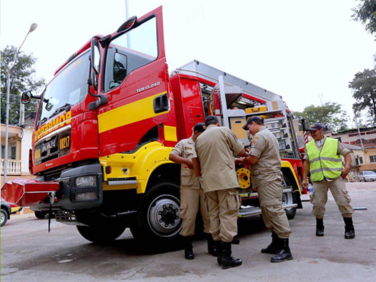 Cronología de una estafa: Así fue la compra de los siete camiones de Bomberos