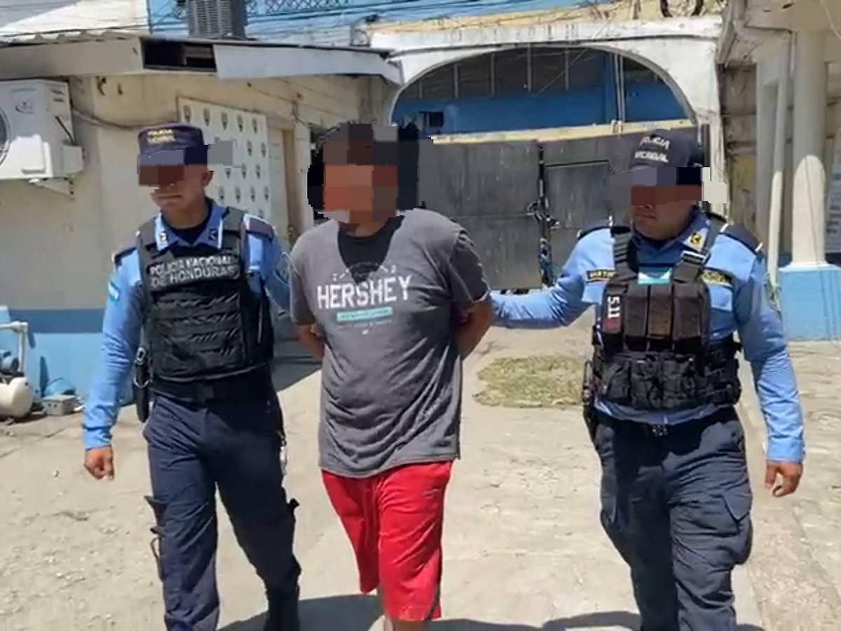 “Por favor, ayúdeme policía, me golpea”: niños denuncia a su padre abusador