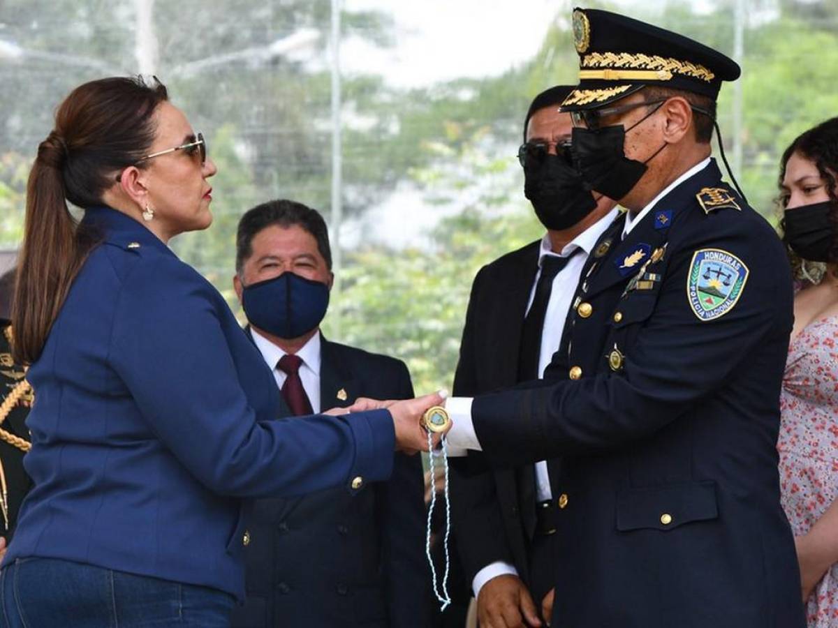 Con 96 ascensos y actividades, institución policial conmemora Día del Policía Hondureño