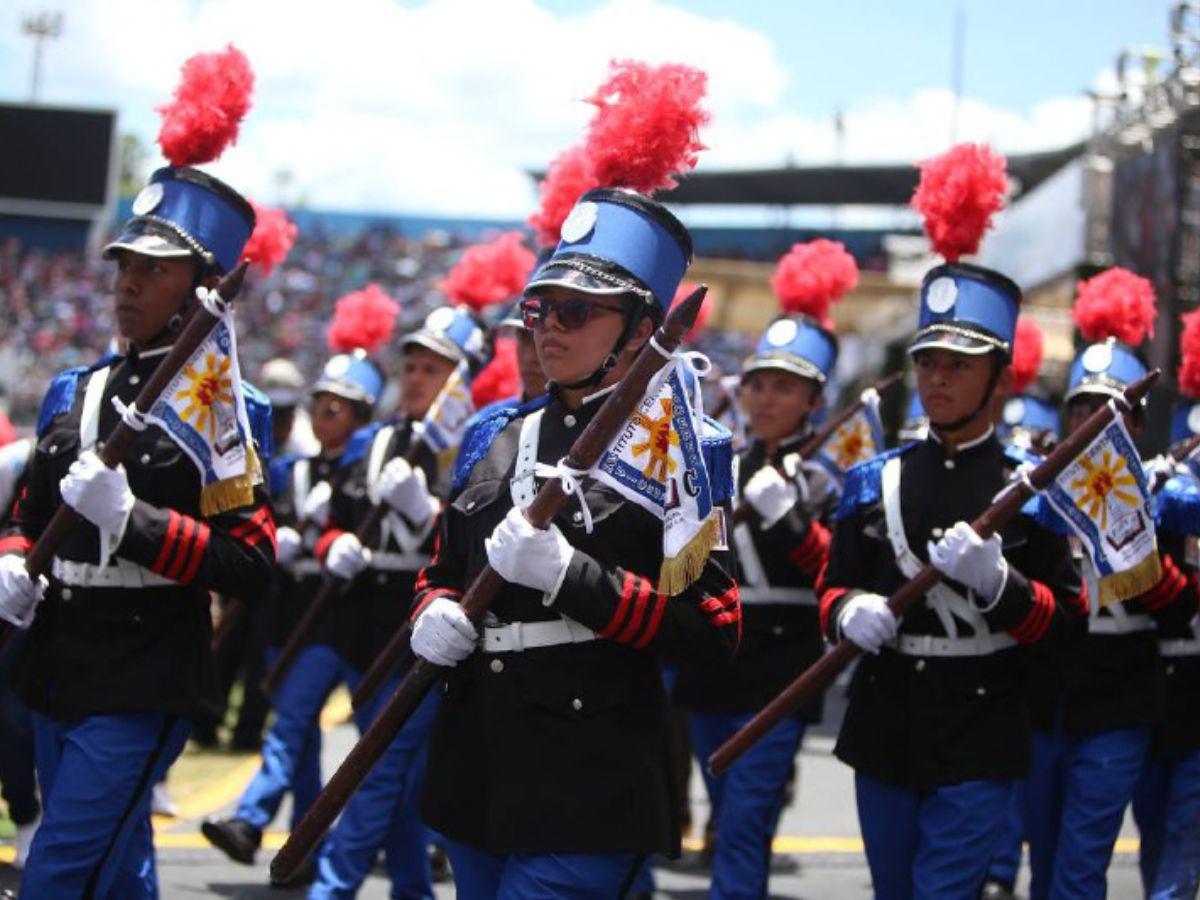 Los estudiantes de 73 colegios desfilarán este año en la capital para rendir tributo a la patria.