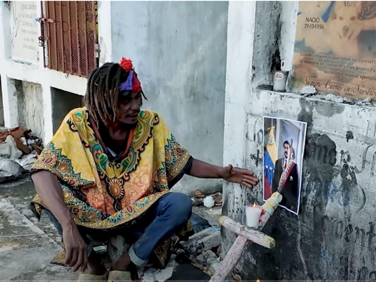 Brujo haitiano lanza hechizo de muerte a Nicolás Maduro: “morirá si no cede el poder”