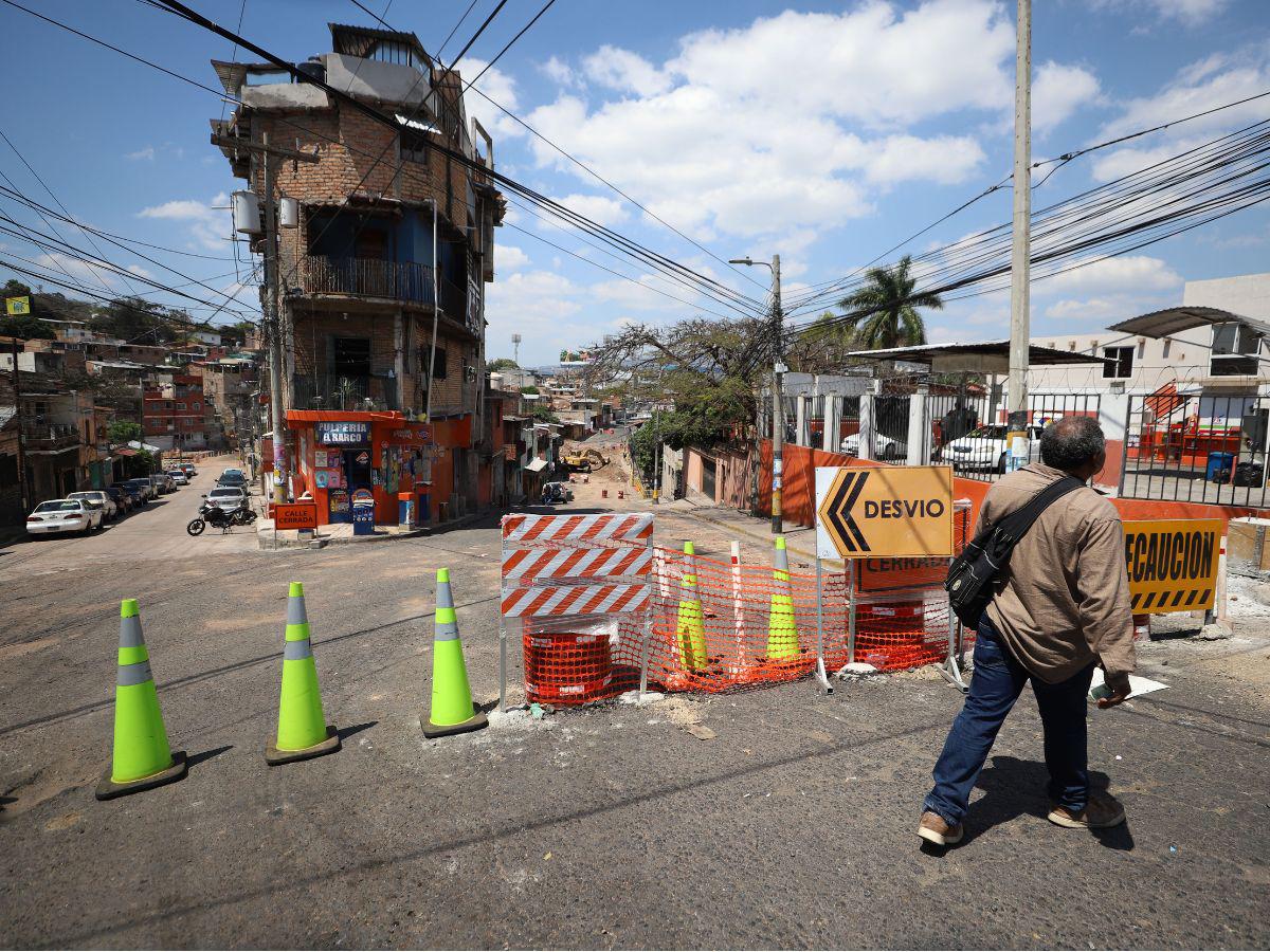 Cerrada calle entre el bulevar Morazán y el Estadio Nacional por trabajos en quebrada