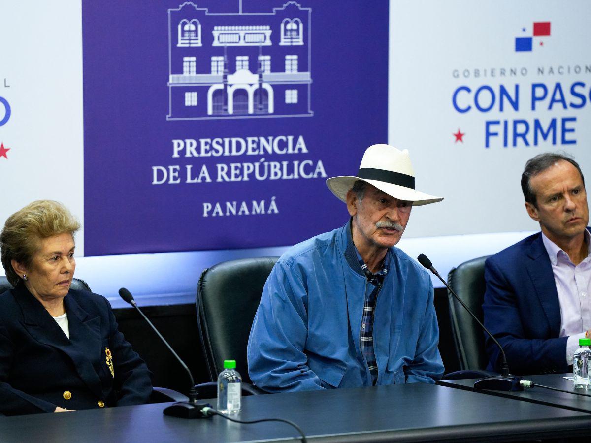 Los expresidentes Vicente Fox, Mireya Moscoso y Jorge Quiroga denunciaron en una rueda de prensa en la Ciudad de Panamá que las autoridades venezolanas bloquearon su viaje a Caracas. Los exmandatarios, conocidos críticos de Nicolás Maduro, planeaban observar las elecciones presidenciales del 28 de julio en Venezuela.