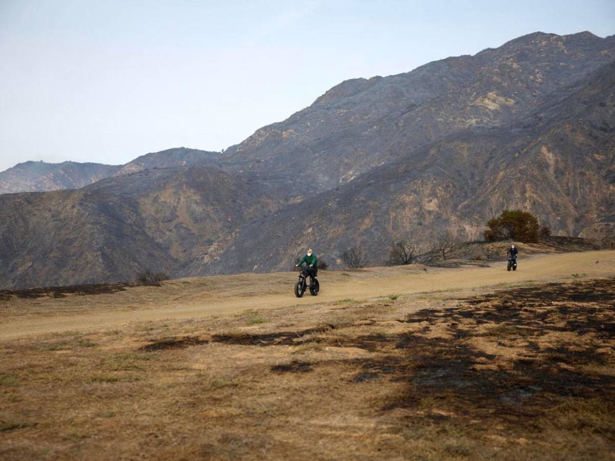 Incendio en Malibú: fuertes vientos propagan sin control las llamas