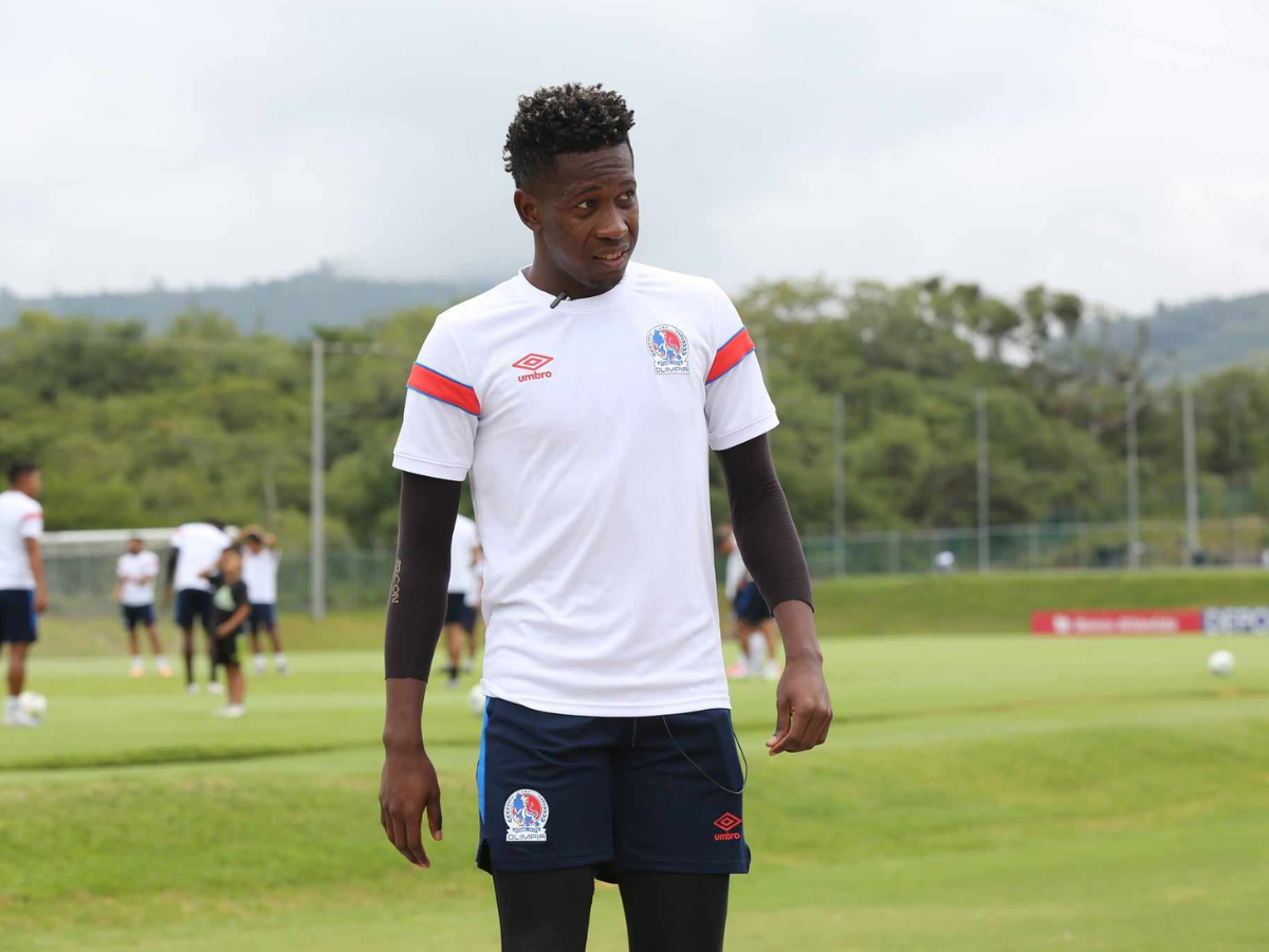 Alex Güity, portero suplente del Olimpia, dice que no es normal estar en la posición que se encuentran en la Copa Centroamericana de Concacaf.