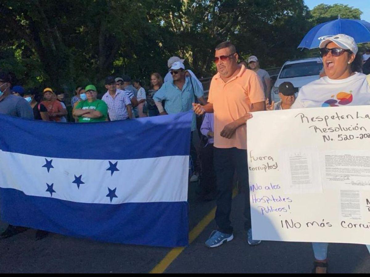 Pacientes renales salen a las calles exigiendo mejor atención y tratamiento