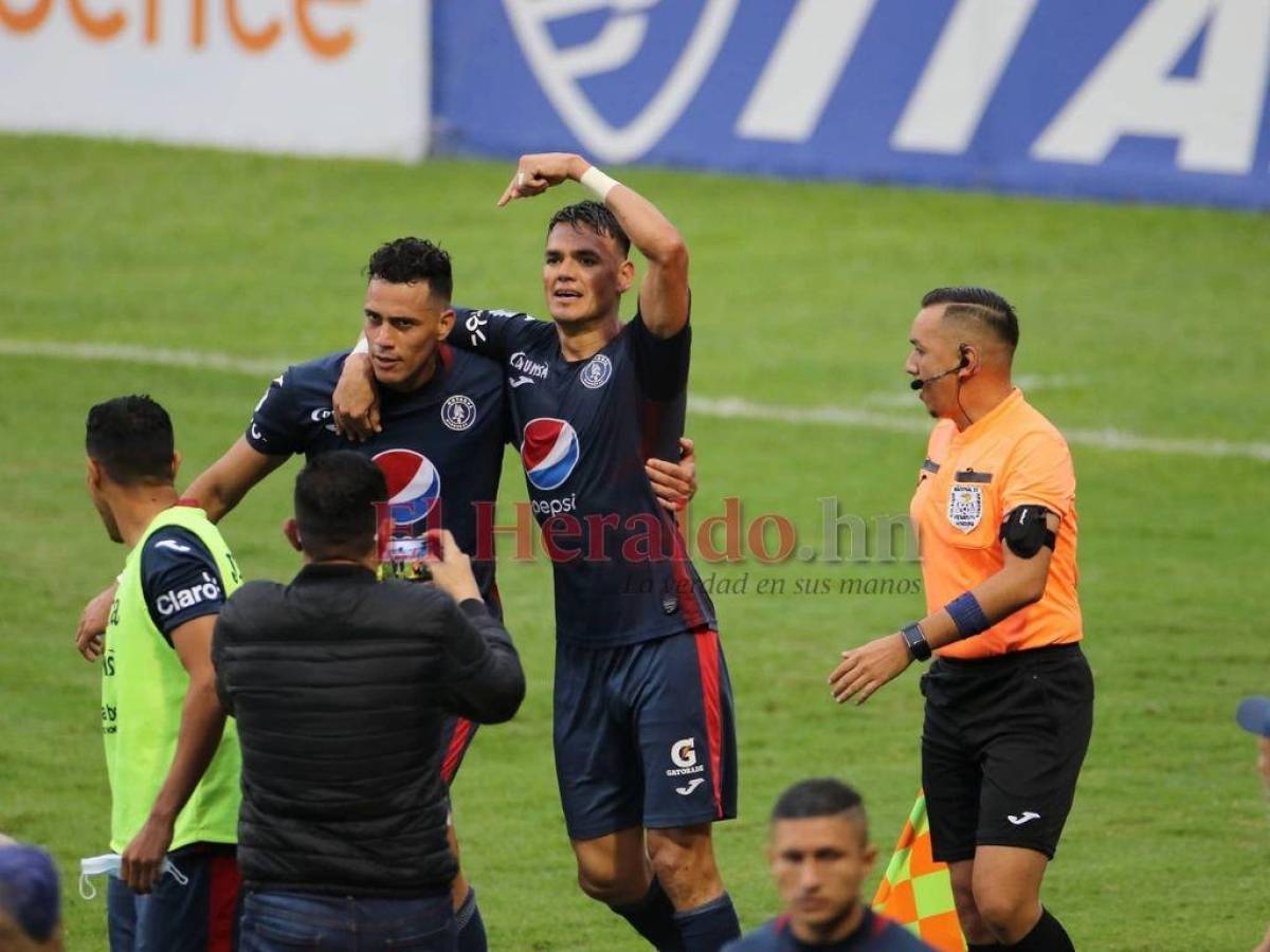 VIDEO: Colosal alianza entre Tejeda y Moreira termina en gol de Motagua y ponen la 18 a la vista