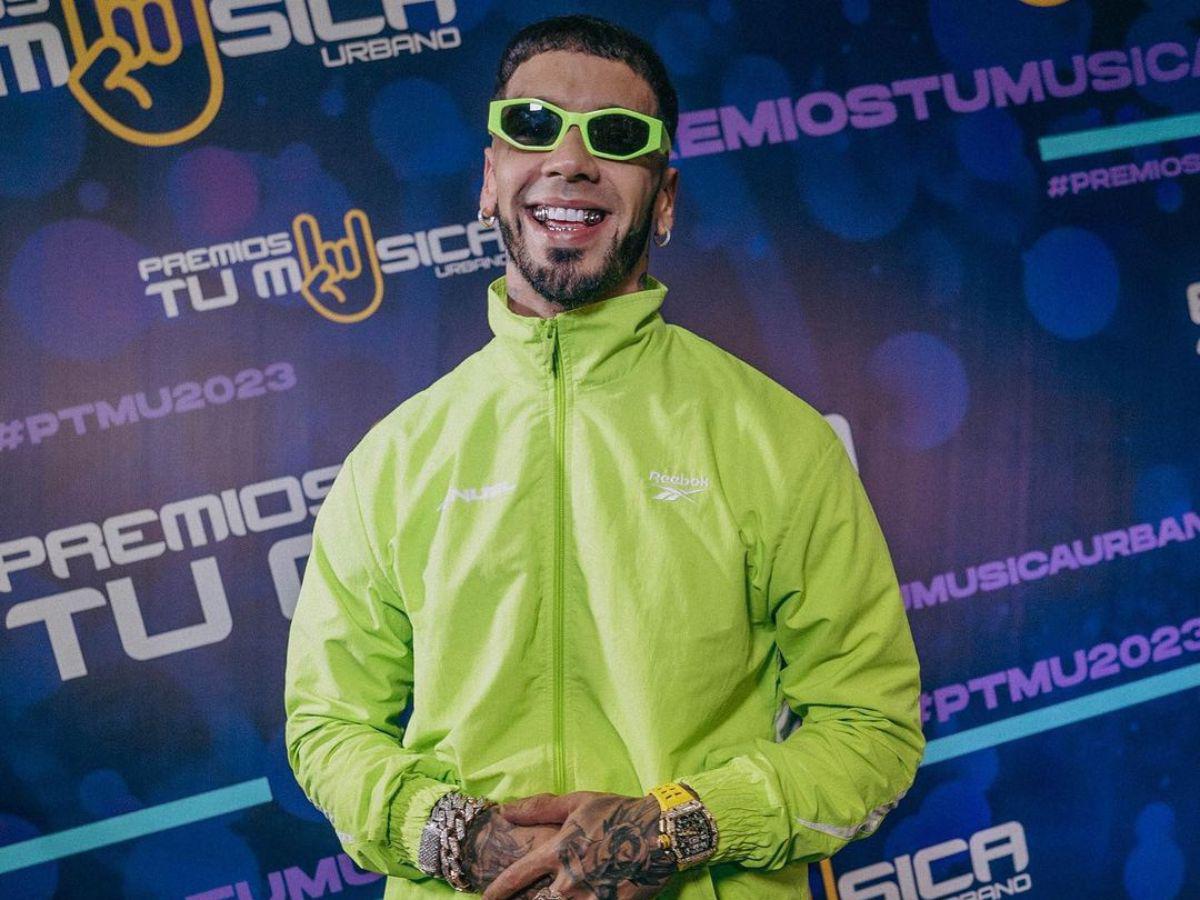 El mensaje de Anuel tras confirmarse relación entre Karol G y Feid