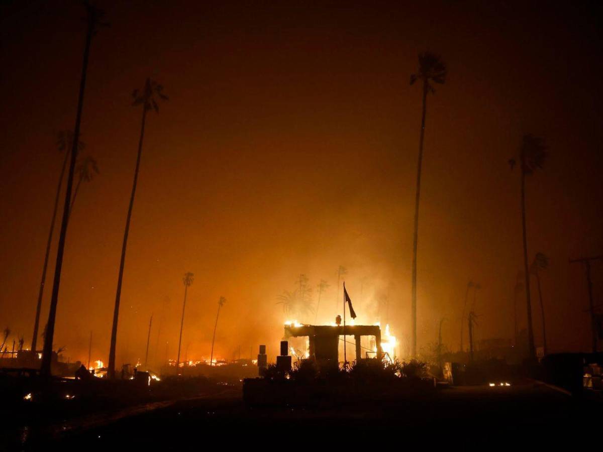 ¡Impactantes imágenes! Se agrava la situación de los incendios en Los Ángeles