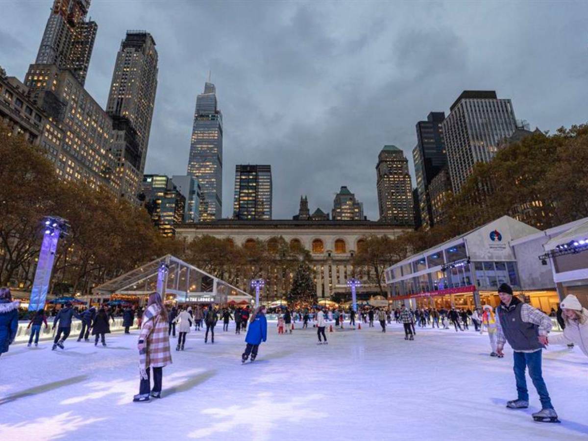 Navidad en Nueva York: Luces festivas brillan pese a las nevadas de invierno