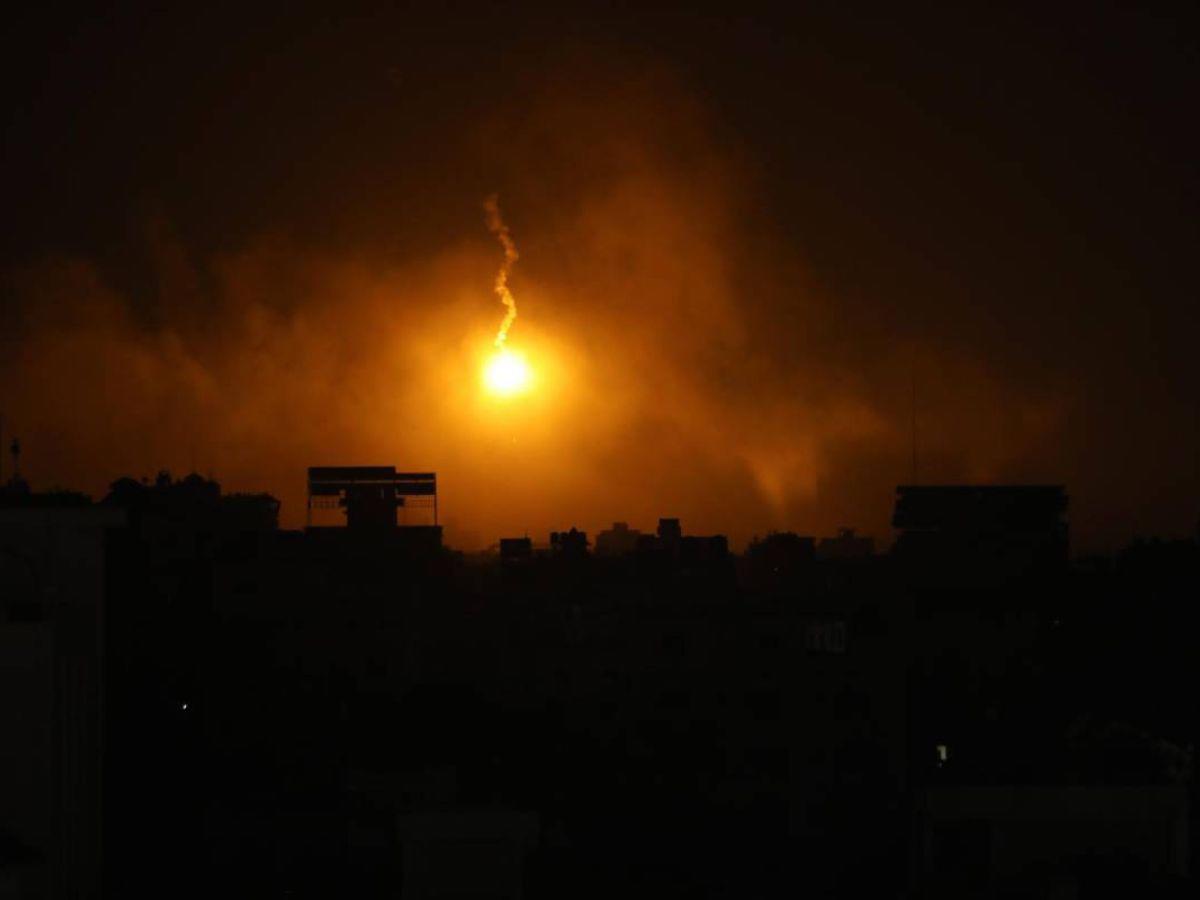 Hamás denuncia que Israel lanza bombardeos cerca de hospitales en Gaza