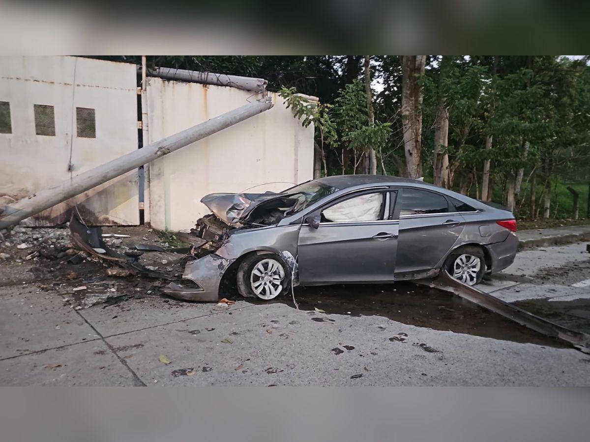 Conductor muere tras impactar contra poste en San Pedro Sula