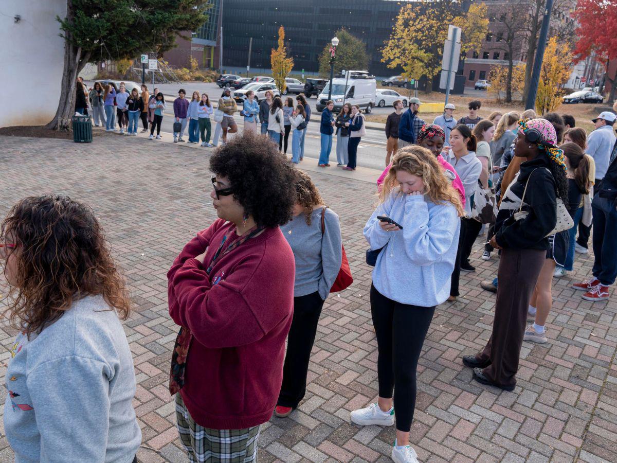 Amenazas de bomba y fallos de software, los problemas en las elecciones de Estados Unidos