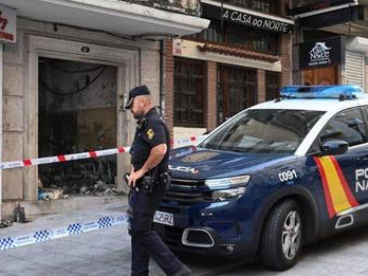 Incendio de un edificio en España deja cuatro menores muertos