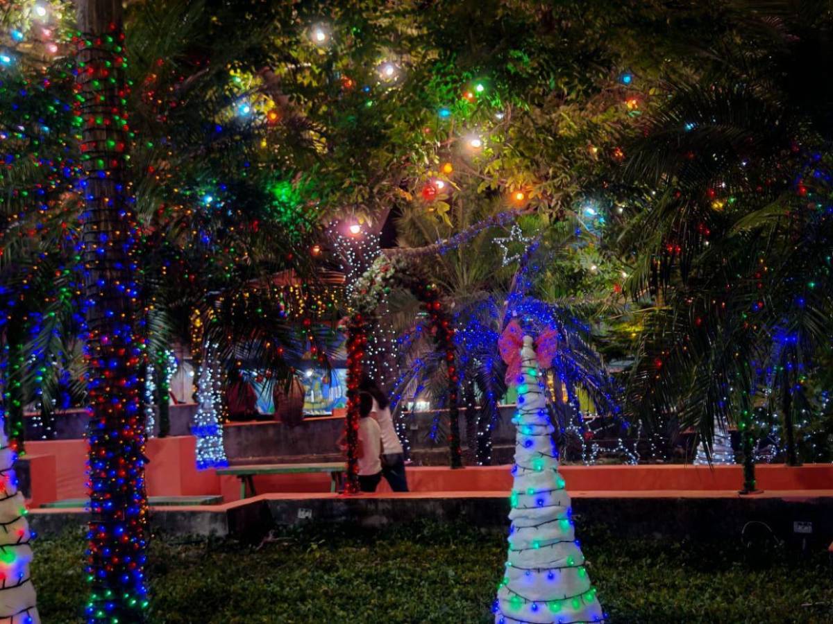 Así se vive el ambiente navideño en Sabanagrande, cuna de las rosquillas