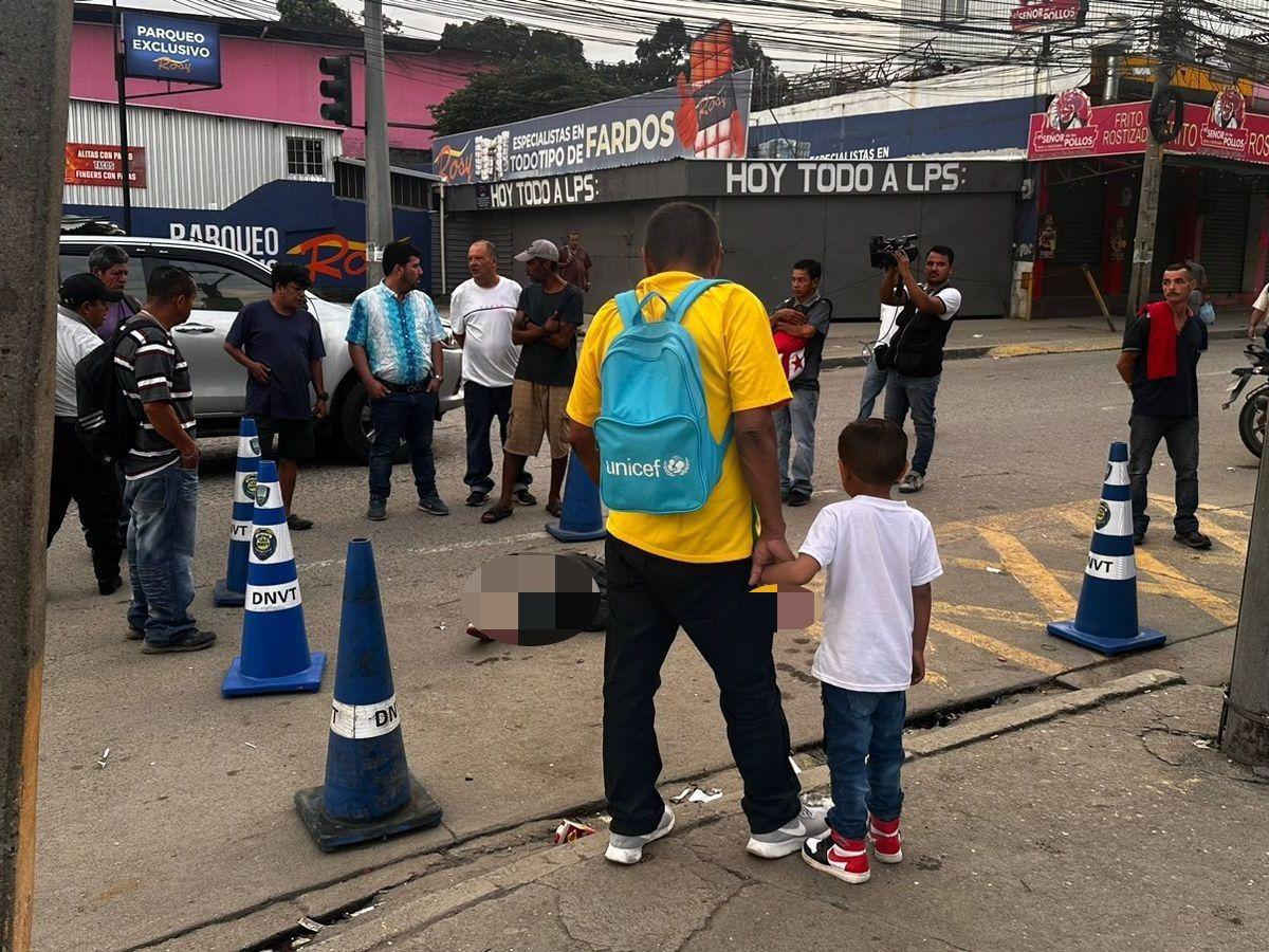 Matan a dos hombres en balacera en barrio Medina de San Pedro Sula