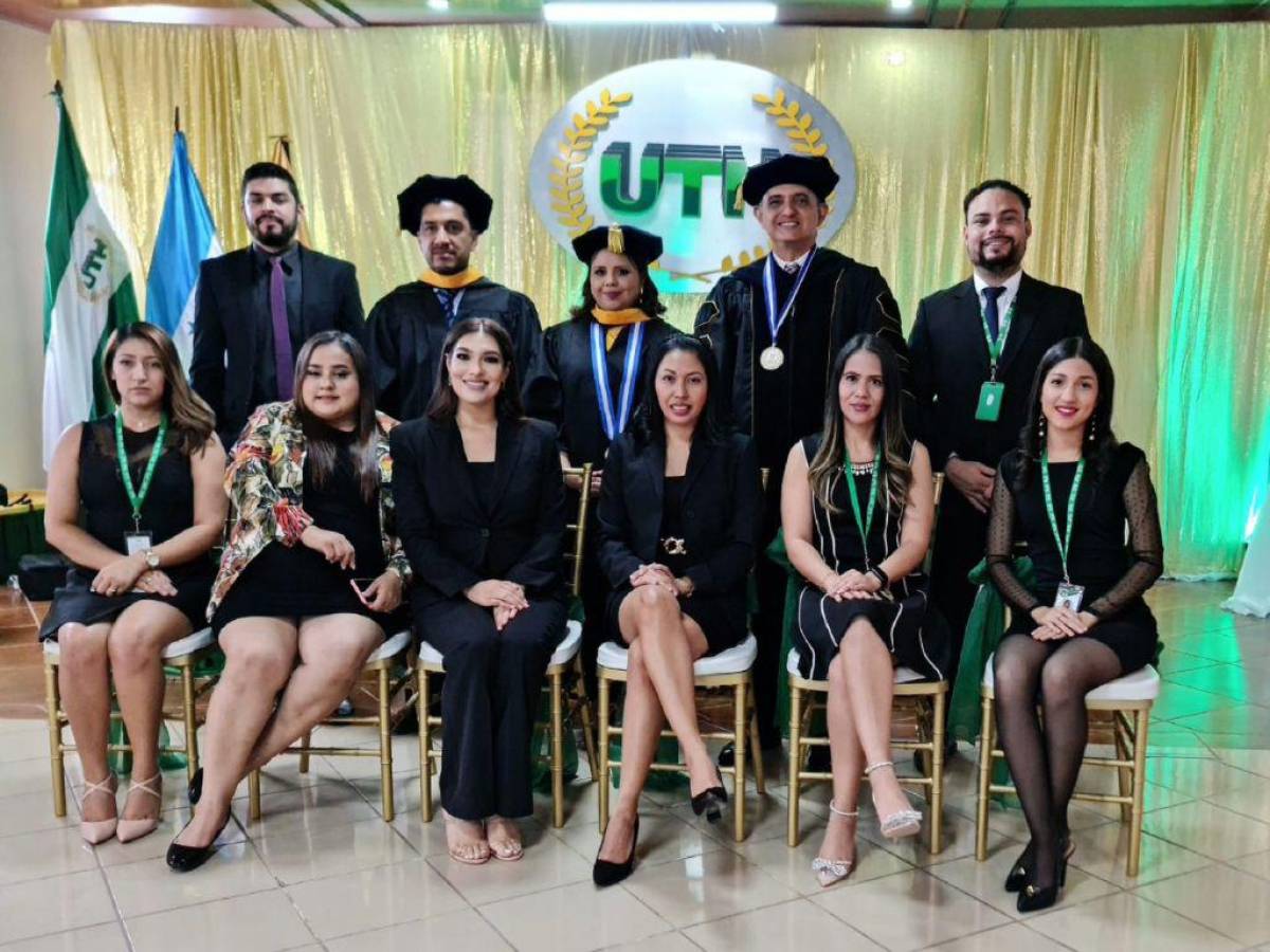 UTH de Juticalpa celebra IV graduación de nuevos profesionales