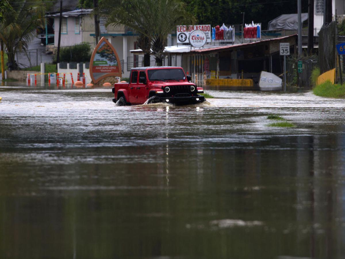 Huracán Ernesto azota a Bermudas y deja al 75 % del territorio sin electricidad