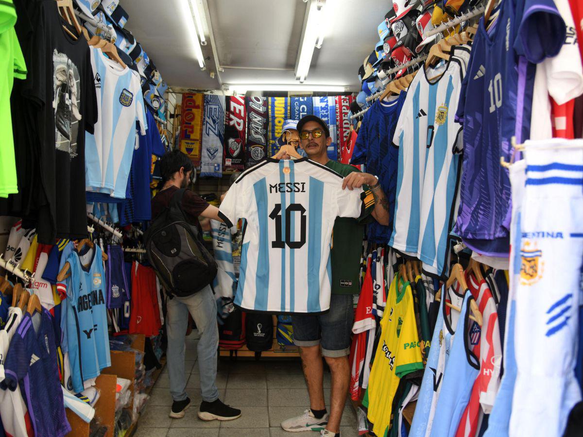 ¿Ley “Anti Messi”? Paraguay prohíbe las camisetas de Argentina para el próximo partido