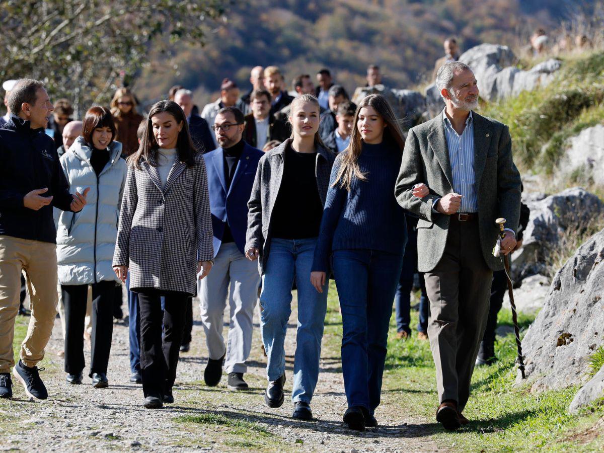 La visita de la familia real de España a Sotres, Premio al Pueblo Ejemplar 2024