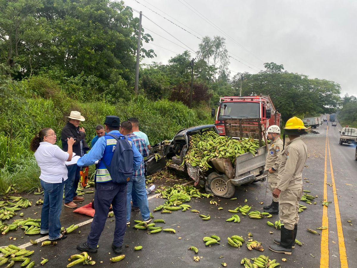 Una persona muerta deja choque entre dos vehículos en la carretera a Olancho