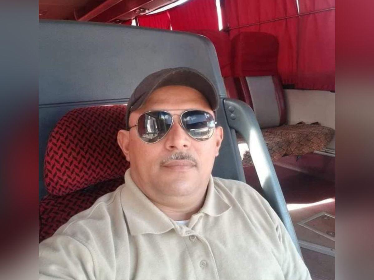 Por defender a su hijo durante asalto asesinan a chofer de bus en Santa Bárbara