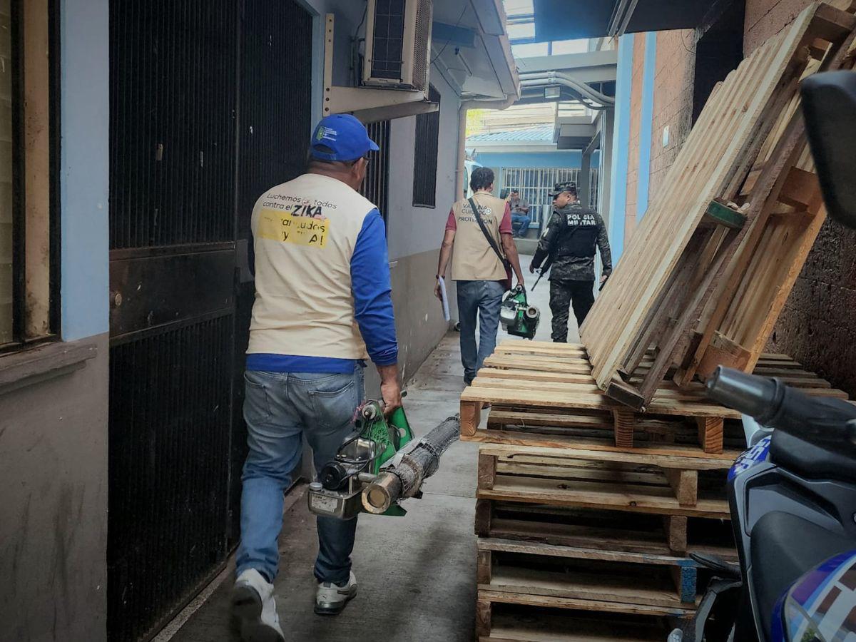 Talleres estacionarios: con mucha demanda y pocos técnicos en la capital