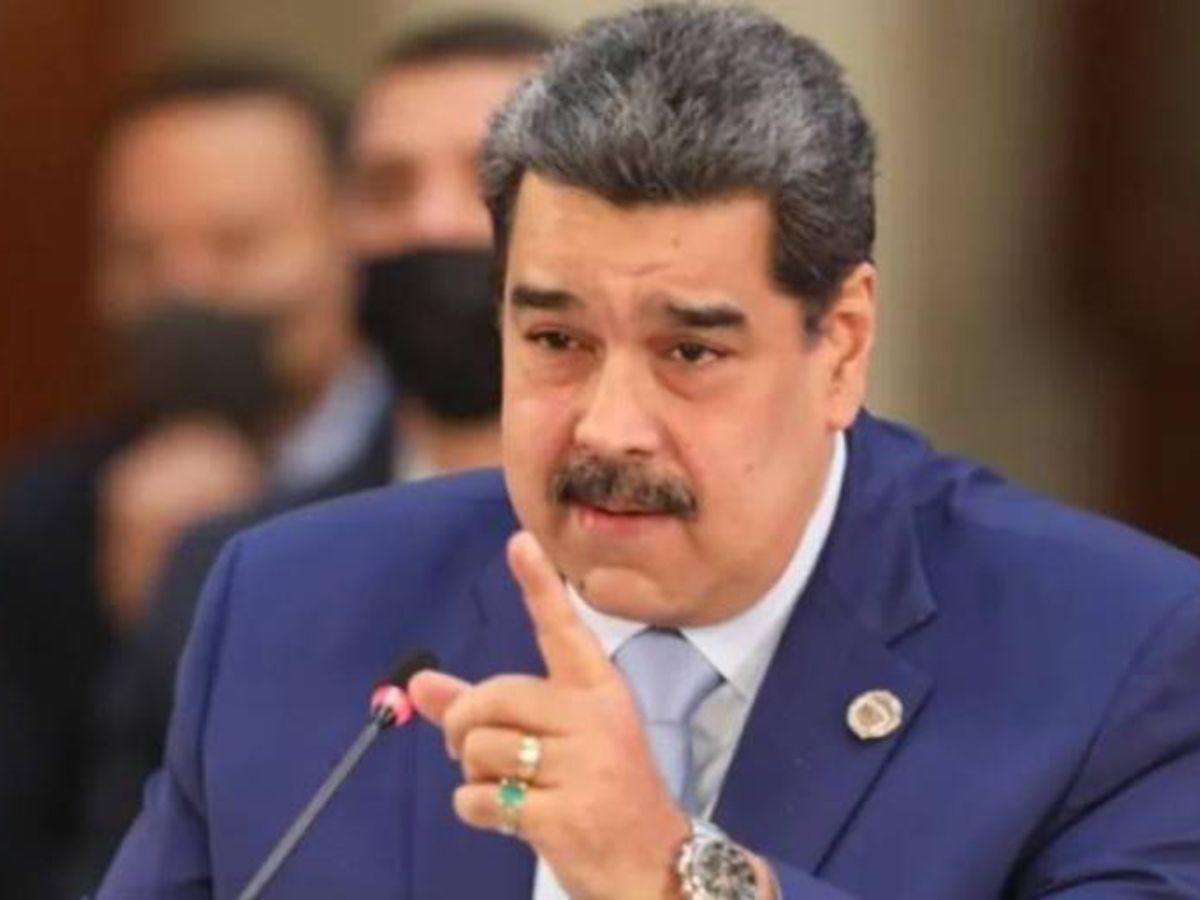 Maduro arremete contra medios internacionales llamándolos “sicarios de la mentira”