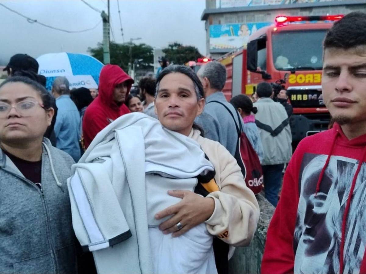 Vendedores claman por ayuda ante incendio en mercado Las Américas: “Estamos en cero”