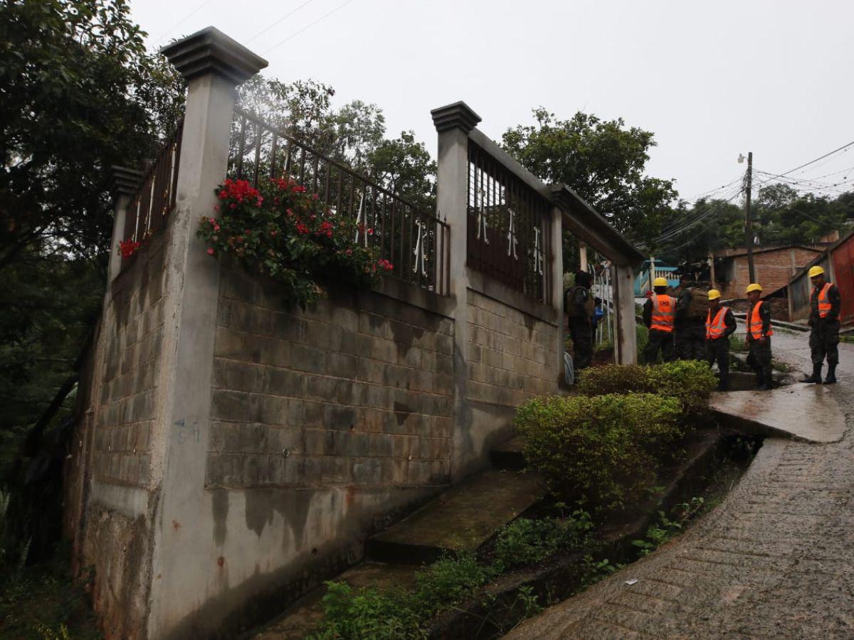 Tormenta Sara deja deslizamientos y colapso de muros en Tegucigalpa