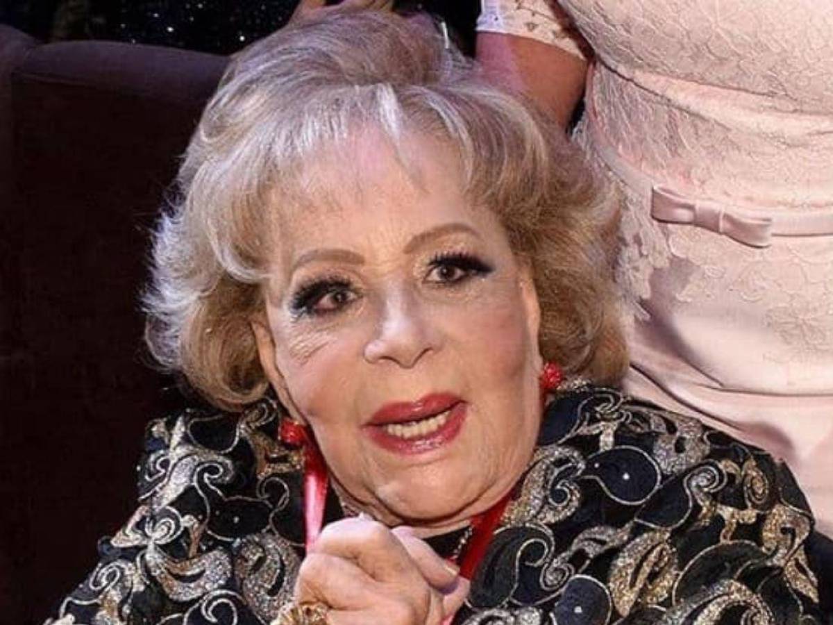 Silvia Pinal sobre disputa entre sus hijos por su teatro: ‘Yo no me meto’