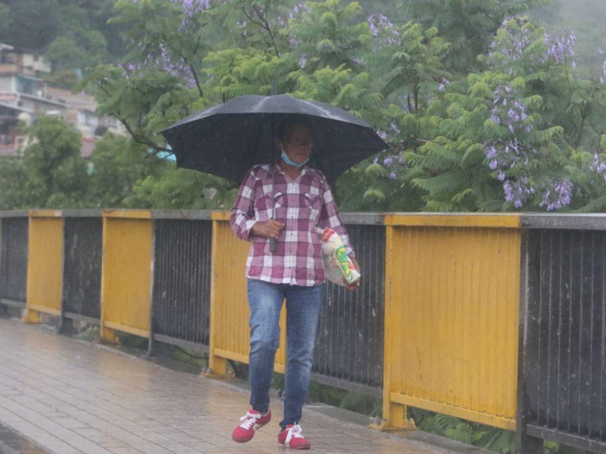 Vaguada dejará lluvias este domingo en Honduras