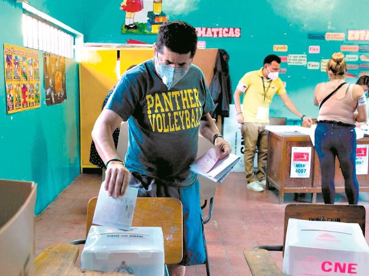 Exigen la aprobación de reformas electorales y el presupuesto del CNE