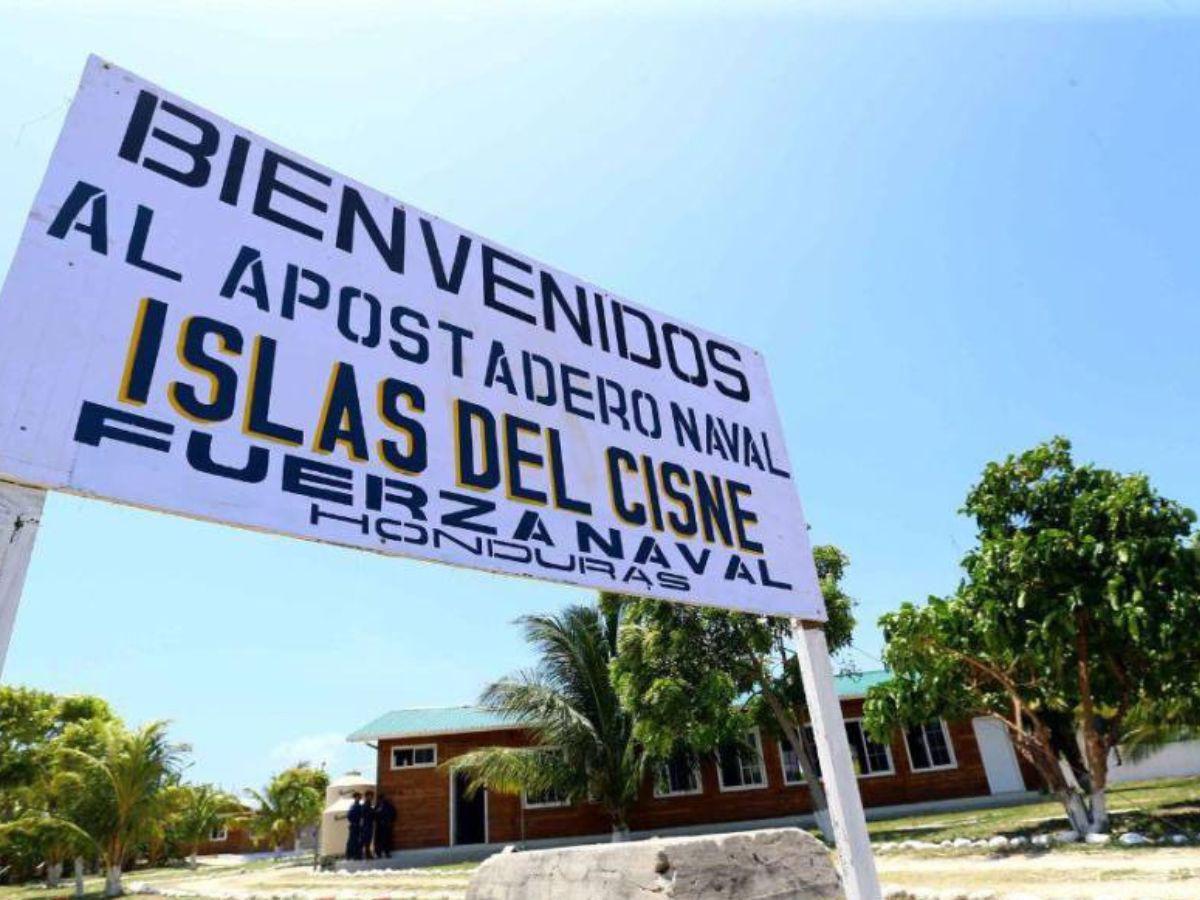 Gremios profesionales se oponen a construcción de cárcel en Islas del Cisne