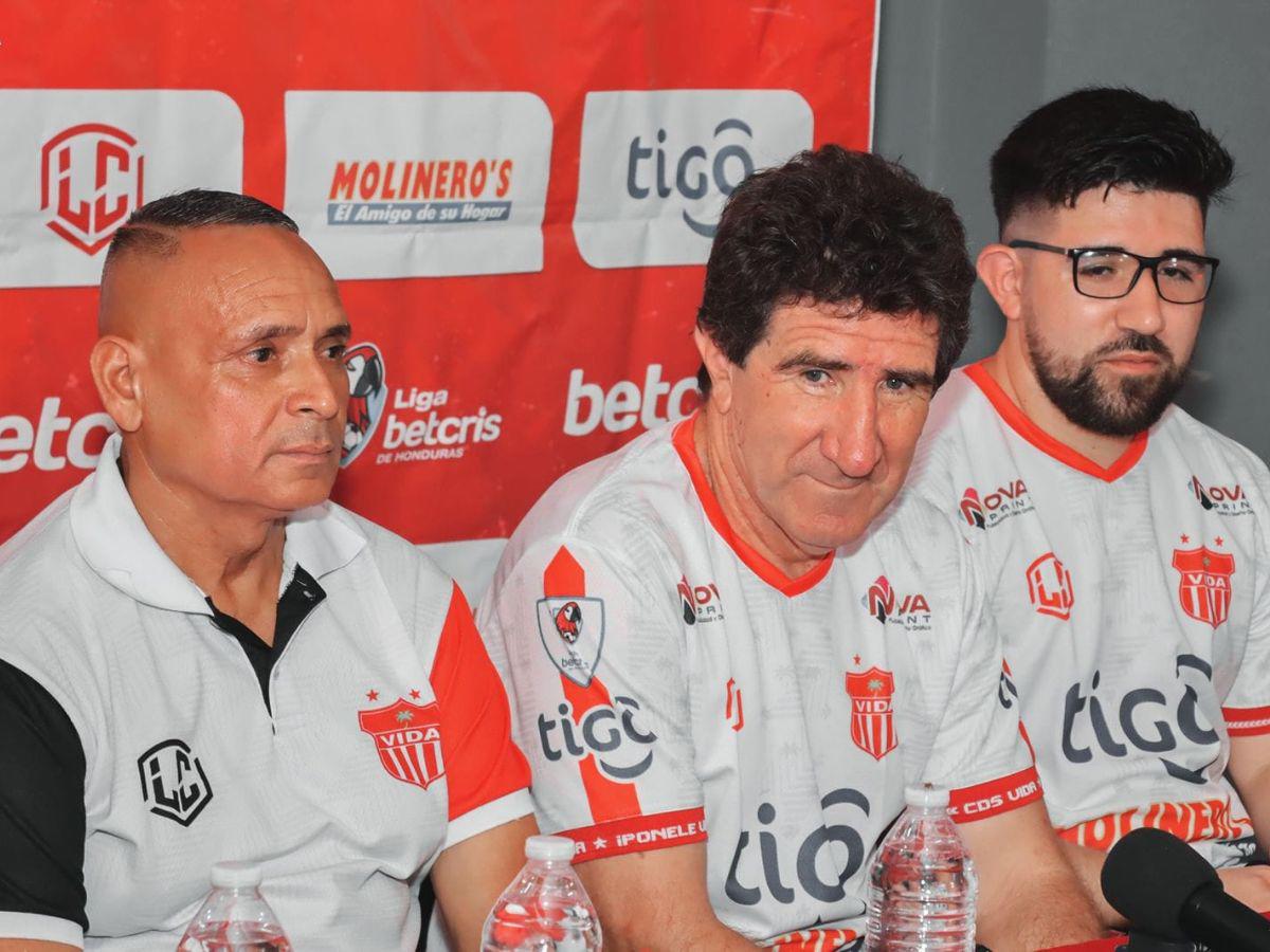 Oficial: Héctor Vargas fue presentado como nuevo entrenador del Vida