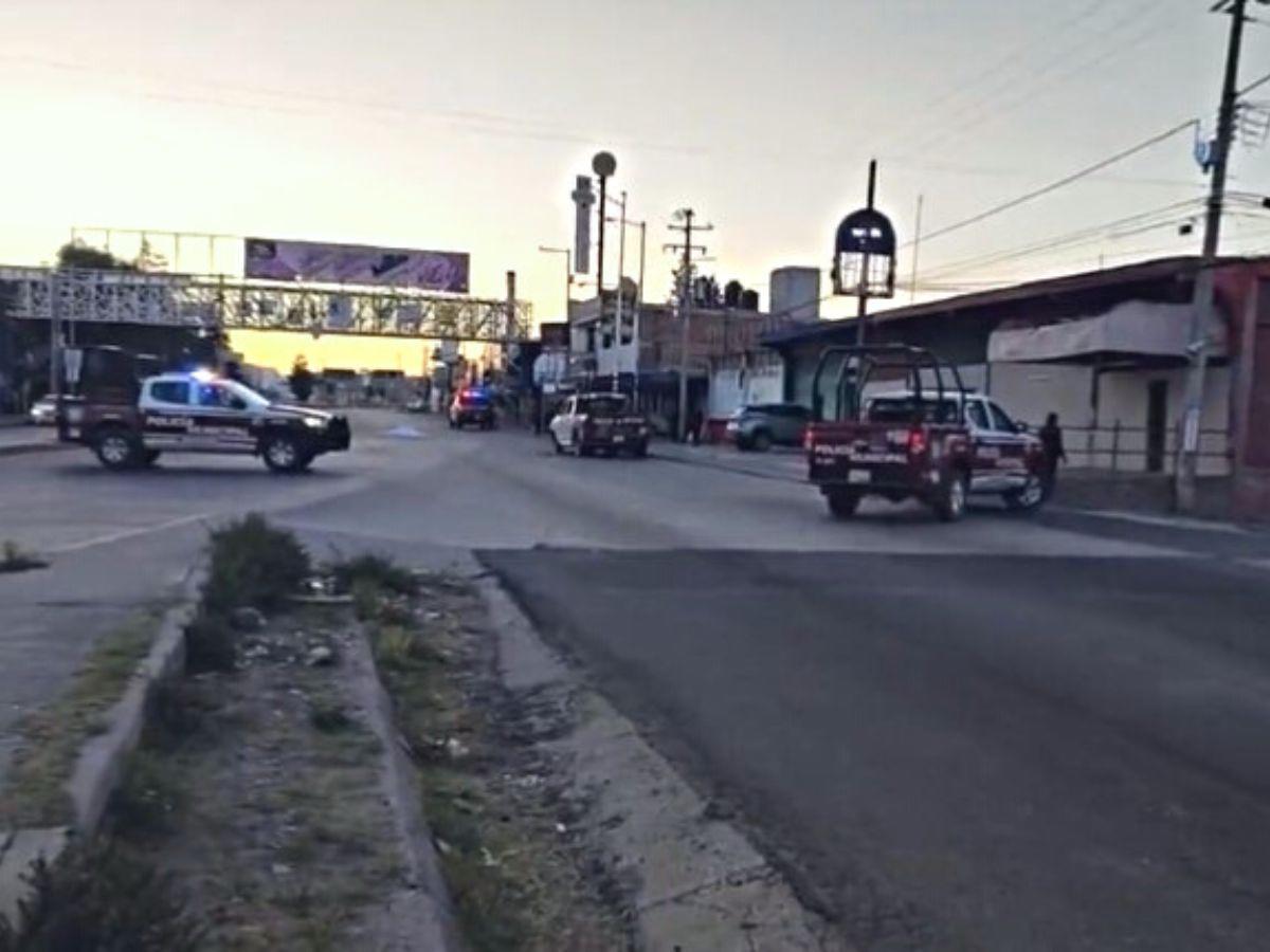 Cuatro muertos y dos policías heridos deja ataque en un bar en Puebla, México