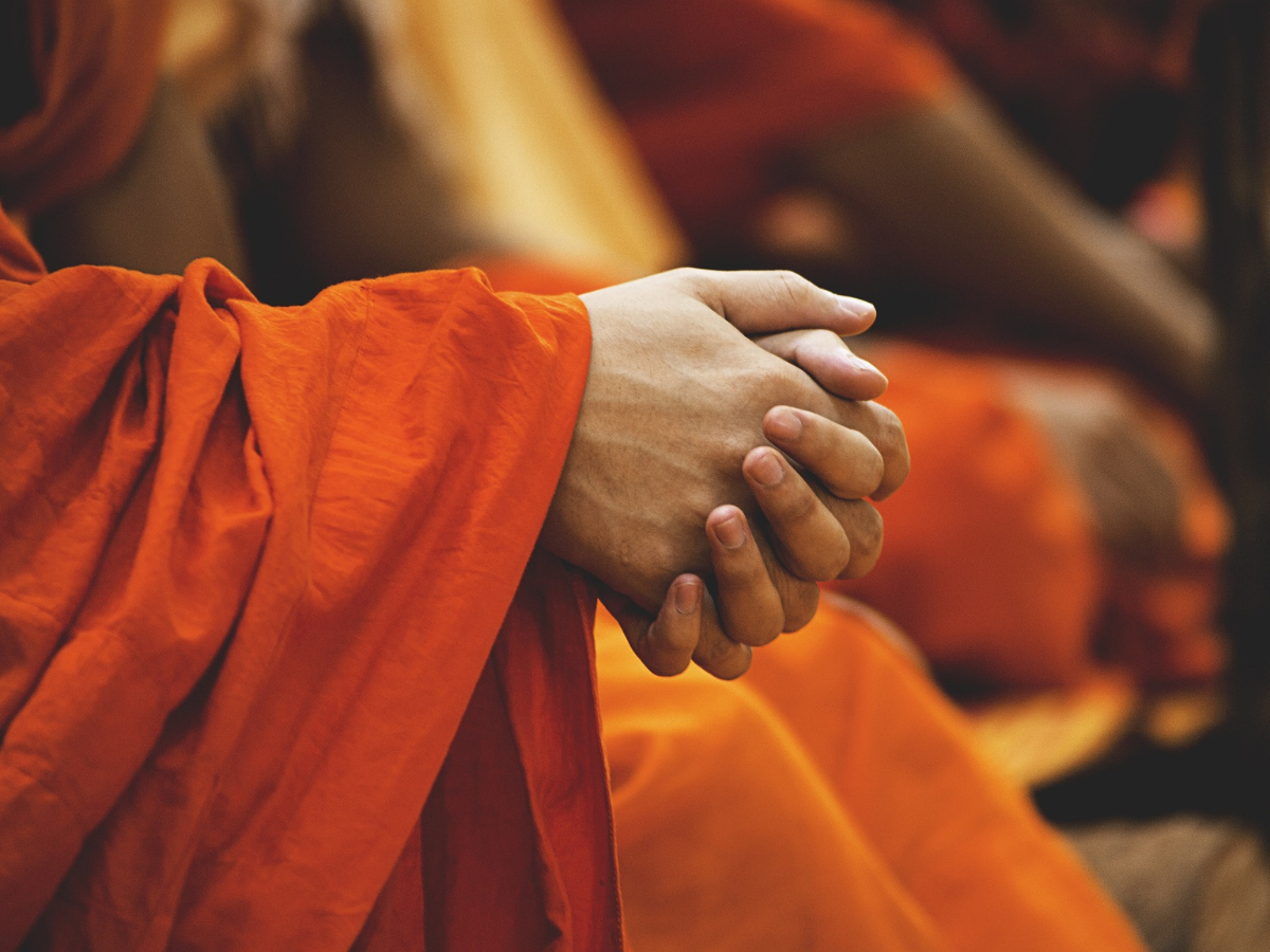 Monjes de un templo budista dan positivo a test de metanfetamina en Tailandia