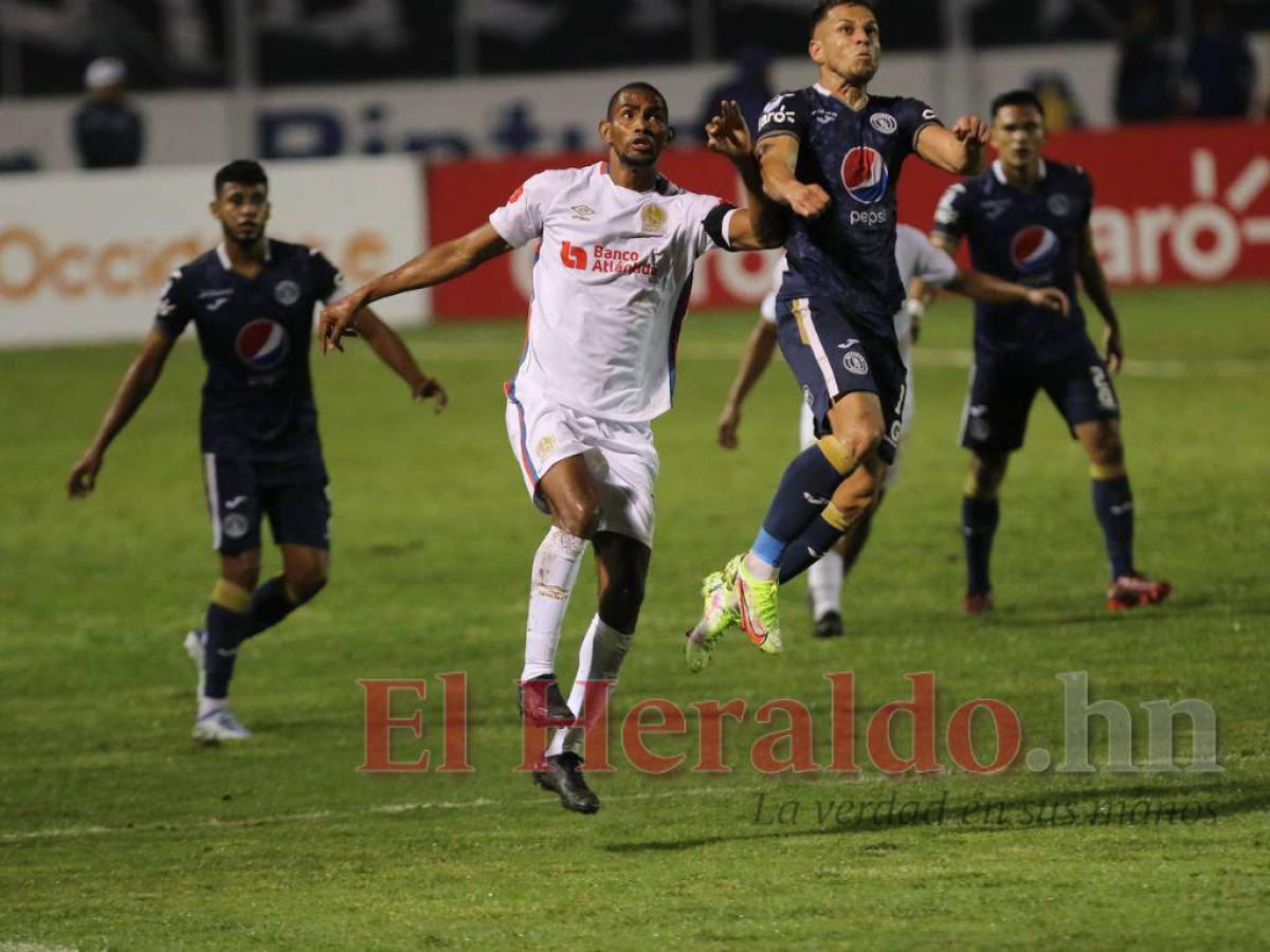 Jerry Bengtson reconoce el dolor tras la caída del clásico ante Motagua: “Es difícil y es un golpe que tenemos que analizarlo, es una derrota dura”